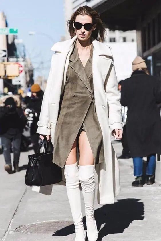  搭配大衣|你穿大衣+靴子的样子，真的时髦极了！