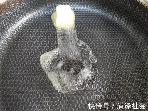 披萨|超详细自制披萨,教你在家做,便宜简单又好吃,我家一周做3次