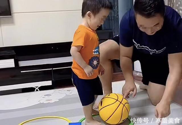 研究表明：0-3岁是大脑发育黄金期，辅食营养到位，孩子更聪慧