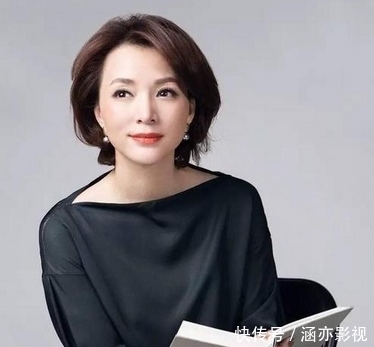 欢乐中国行 董卿给粉丝团亲手写信,自曝做节目艰辛,力破退出央视传闻