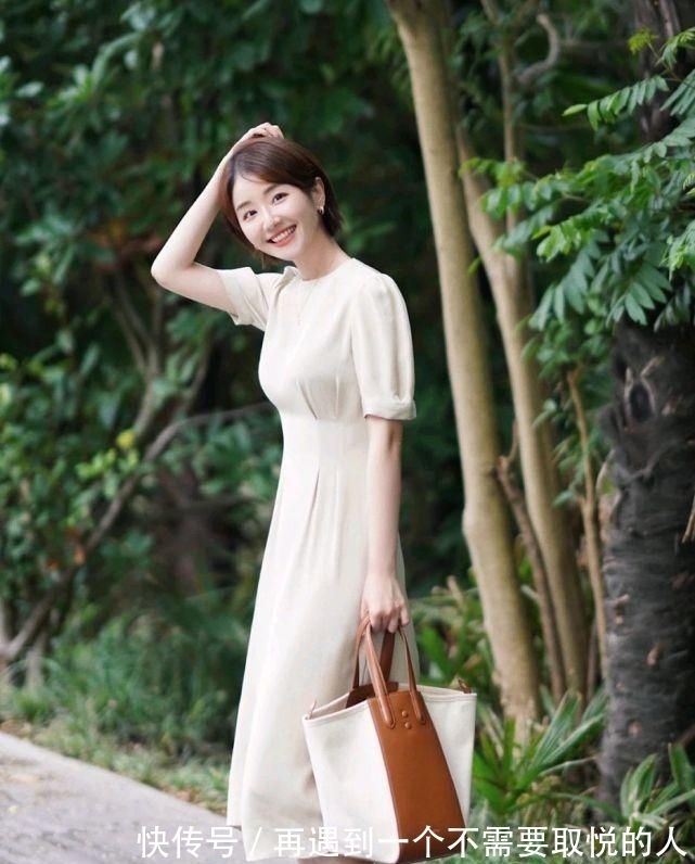 舒适|在炎热的夏季穿什么服装才合适?清新透气的穿搭,精致又舒适