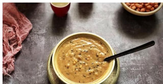 油茶|把1斤面粉简单炒一炒，一周早餐不愁了，早起冲一杯，暖心还暖胃