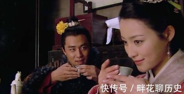 武松$《水浒传》中,潘金莲为什么会喜欢西门庆?是真的爱他吗?回答!