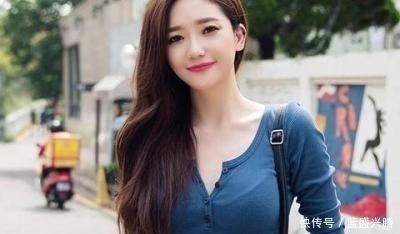 魅力 女性展示魅力,散发“爱”的信息,成为男人注目的焦点及追求对象!