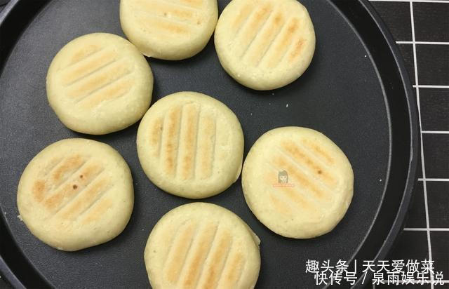发面饼|烙发面饼,第1步好多人就做错了,记住2点,发面饼多层又松软