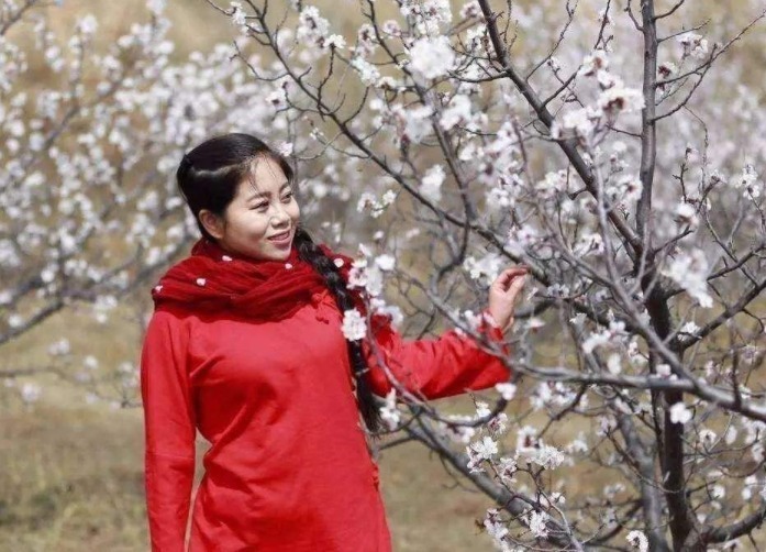 巨款|曾花120万上《星光大道》, 被淘汰后欠下巨款,如今生活太心酸