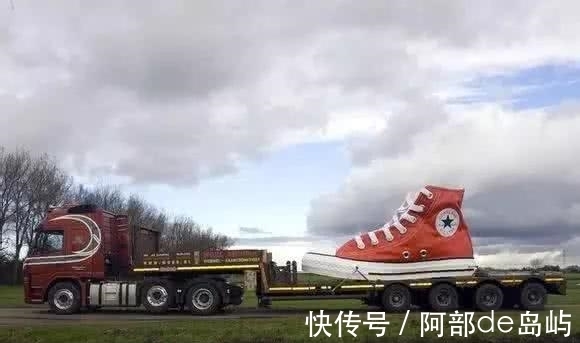 吉尼斯之最 吉尼斯之最:男子以40厘米打破世界最长记录,网友:我信了!