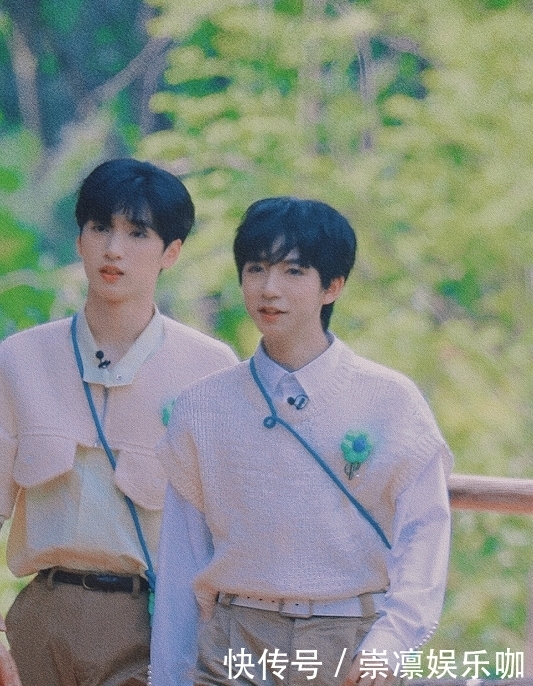 文轩|丁程鑫快本代班轮番上阵,不止文轩得到热度,个资变团资引发争议