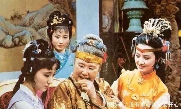 王熙凤@初入贾府,黛玉做了一件事,自此解决很多大麻烦,连迎春都佩服