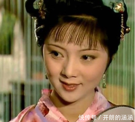 宝玉$薛宝钗的一句玩笑话,道出了贾府由盛转衰的原因,可惜无一人能懂