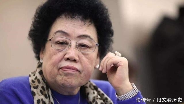 传言|身价530亿的富婆,传言是慈禧后人,49岁时嫁小11岁的“唐僧”