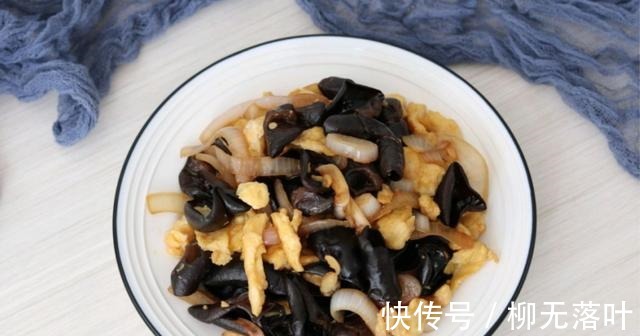 入秋后，吃鸡鸭鱼肉，不如多吃这菜，营养全面又鲜美，别错过了！