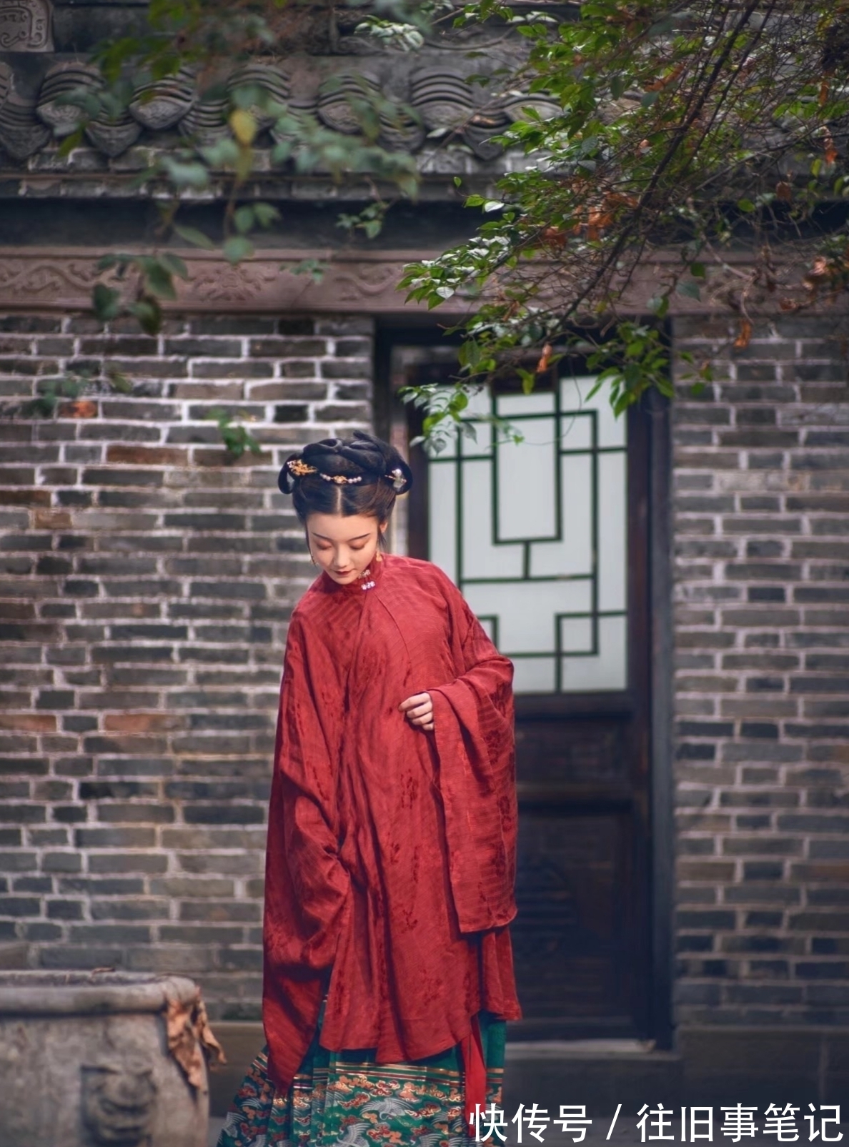 钗头凤!原创对联·二十副丨樵歌隐约飘田径,莲女翩跹舞舸头