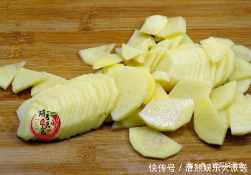 土豆片|脂肪最怕这道菜，维C是苹果10倍，铁是猪肝10倍，女人多吃气色好