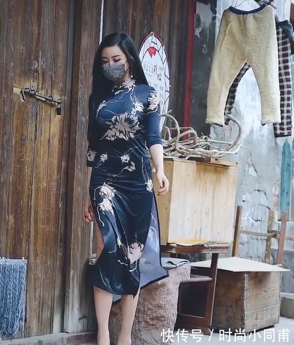 网红美女 经典的旗袍,被极品网红美女穿出了时髦感