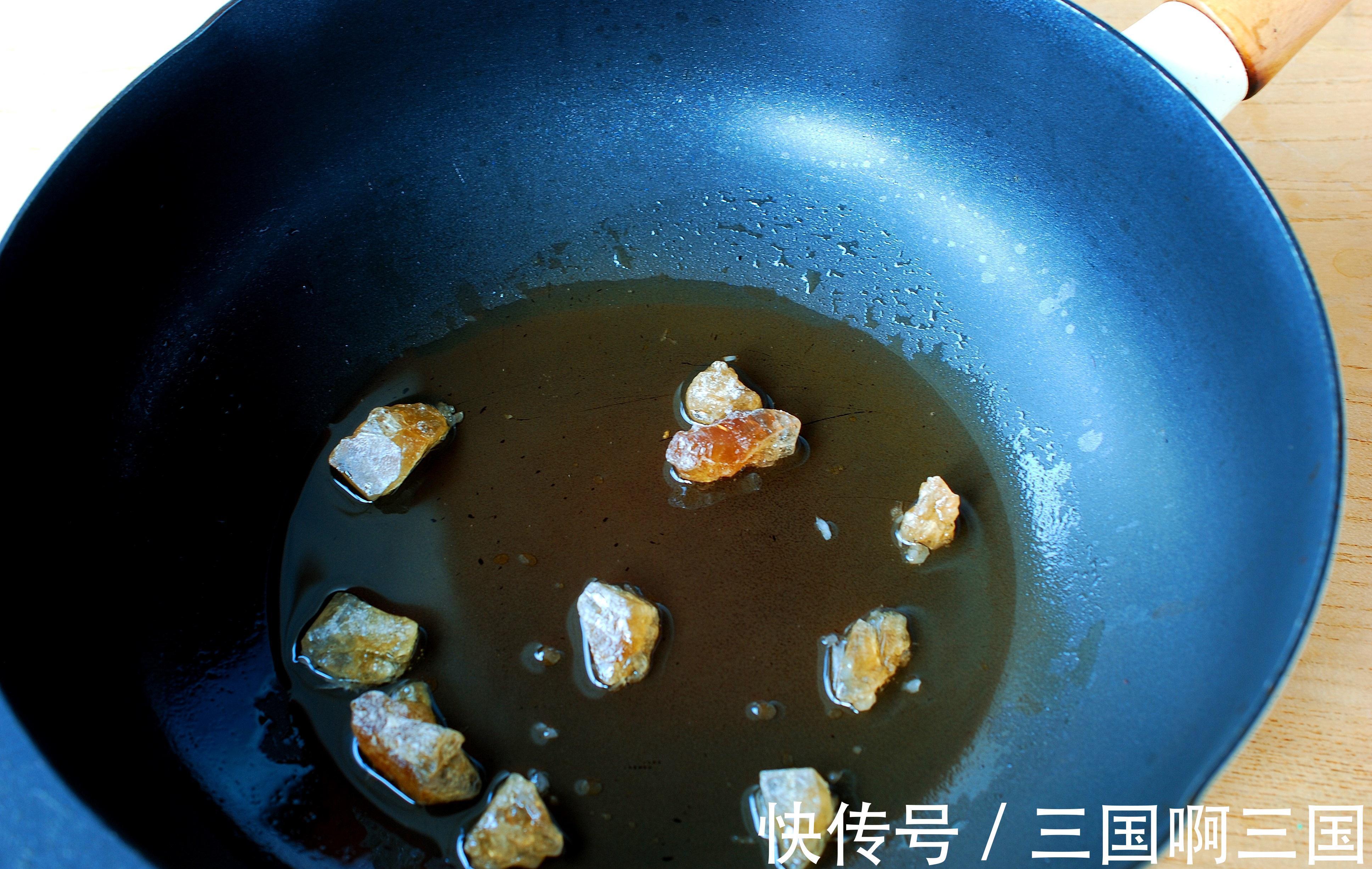 炖牛肉加水就错了，跟着厨师长做红烧牛腩，软嫩不腥，真香啊！