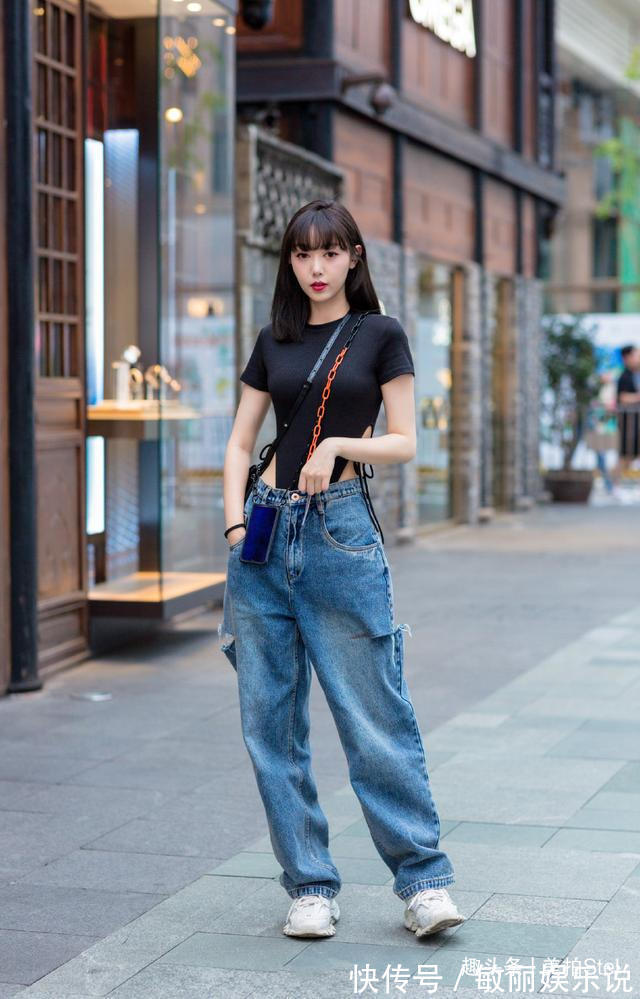 魅力 牛仔裤的魅力到底有多大?看看小姐姐们的这些搭配,率性又洒脱