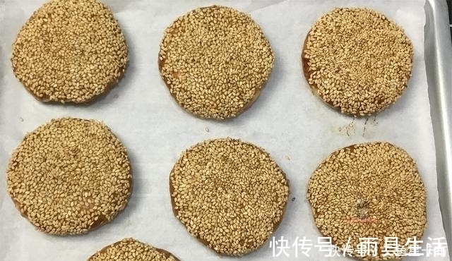 麻酱|想吃麻酱烧饼吗老阿姨教你自己在家做，酥脆香甜，个个鼓大包