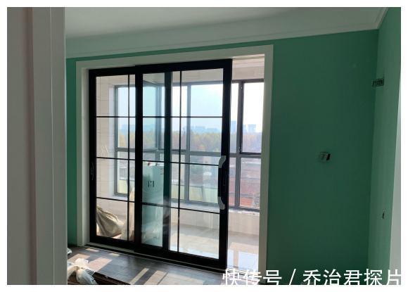 电视背景墙|晒晒150平小复式装修，双阳台就是舒服！总花了16万！