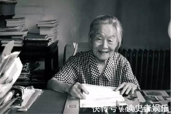 外面的世界!杨绛:走到人生终点才明白,人生的最高境界,无非两个字