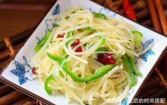 炒土豆丝,醋什么时候放很重要,好多人弄错了,难怪吃着不香不脆