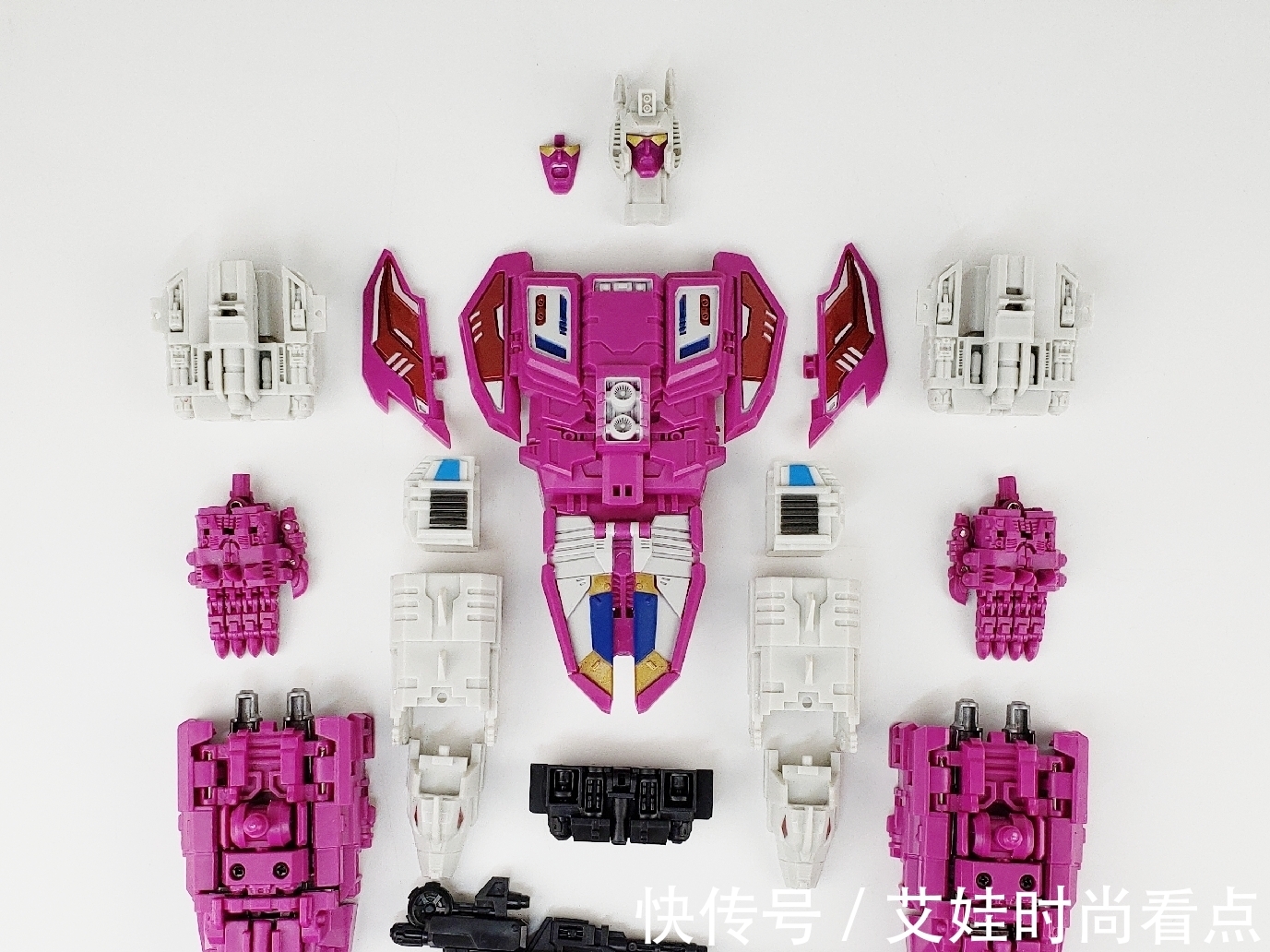 配件|正版变形金刚做得太低幼怎么办？国产厂家一个配件包解决了