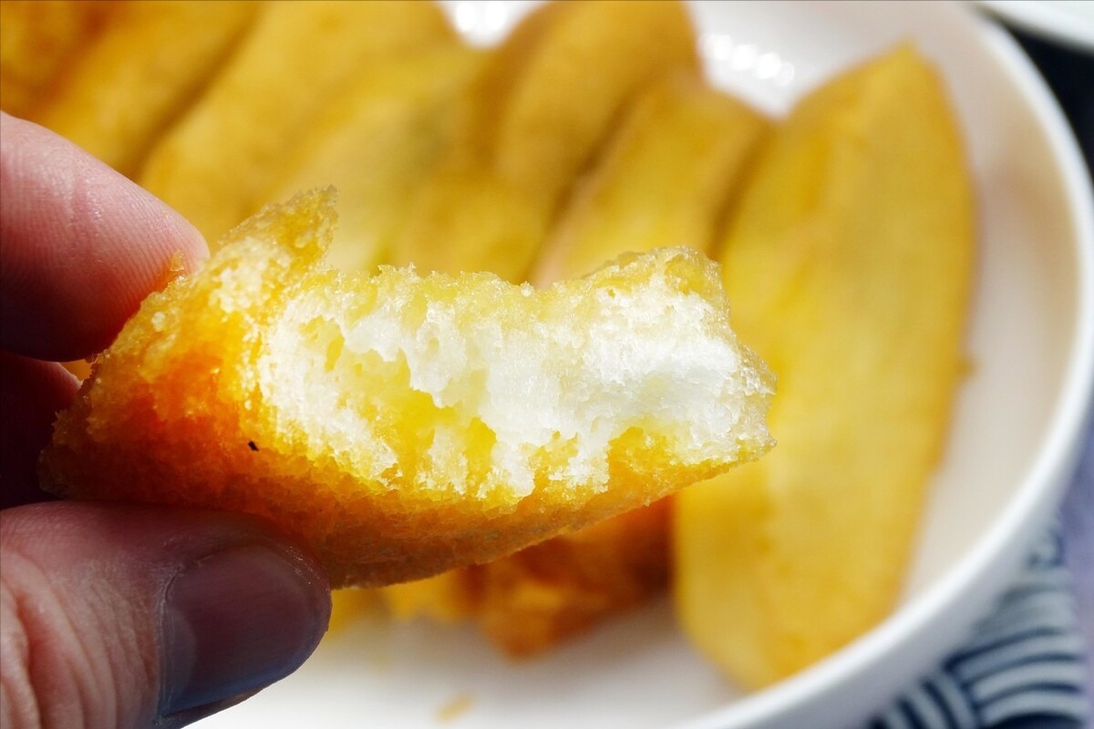 炸馒头片直接裹蛋液难怪吃着很油腻，多加1步，外酥里嫩不吸油