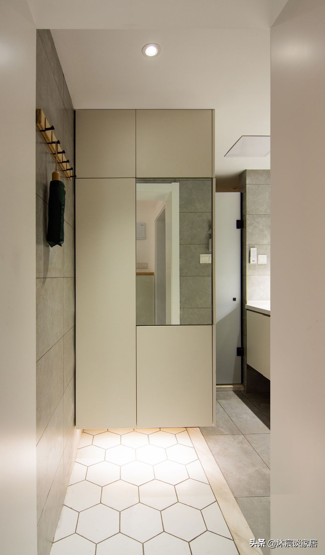 装修|她家改造实在太牛了，光玄关就让人服气，的确是小户型装修的样本