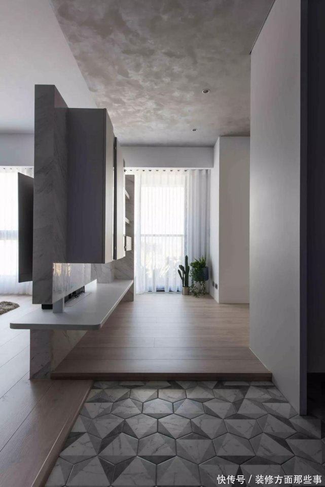 大平层|100平大平层户型营造出一种成熟端庄的现代时尚空间感