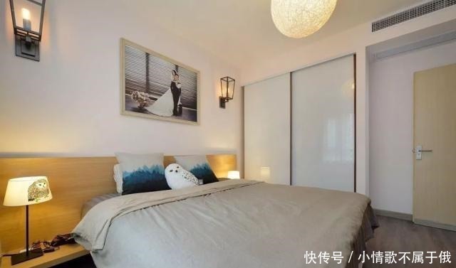 实用|快扔掉床头柜，老土又占地，现在年轻人卧室都这样装，美观更实用！