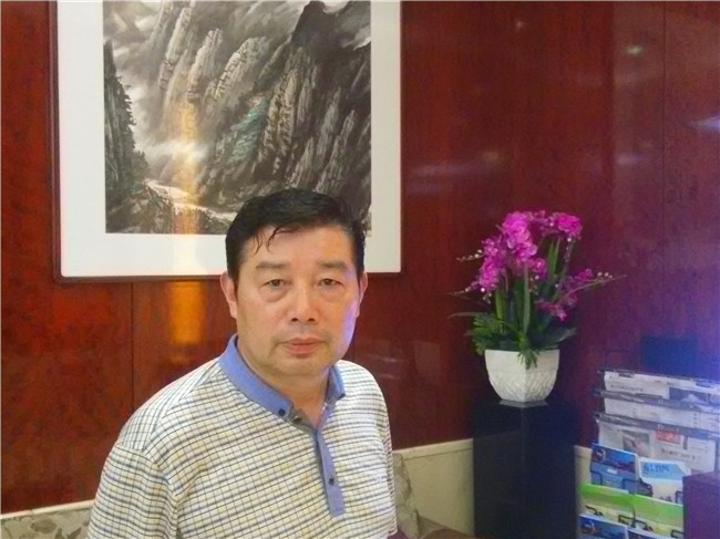 军事博物馆！艺术鉴赏网：画家严兄昌金的浩然笔墨谈（赏析）