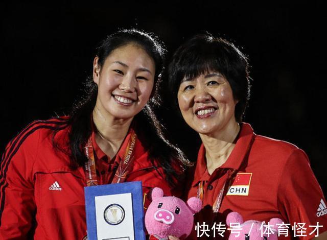 冈上肌|心疼!女排奥运冠军肩膀植入8颗钉,还得做右膝手术,颜妮报平安