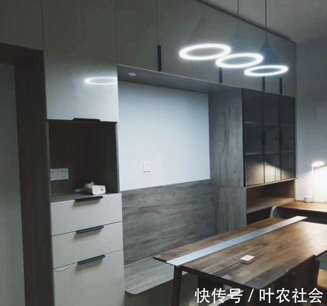 装饰画|人生第一套房,装修效果还不错,入户鞋柜很实用,卡座餐厅超喜欢