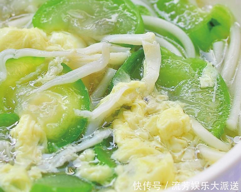 丝瓜|用这种小鱼做面汤,无骨无刺高蛋白,宝宝长身体要多吃