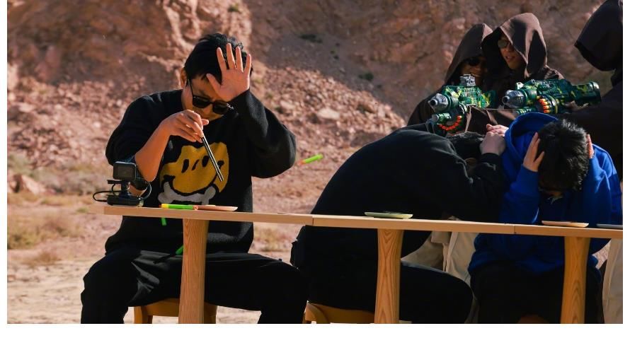 邓超发文吐槽哈哈哈哈哈，节目组，累惨艺人惹得众人哈哈大笑