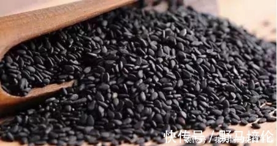 皱纹|忠告各位女性：想要皮肤年轻，多吃这“3物”，比吃红枣“强”