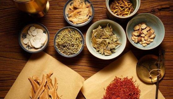 服用|中药用错也伤身?4种中药不适合长期服用,记得告诉家里人