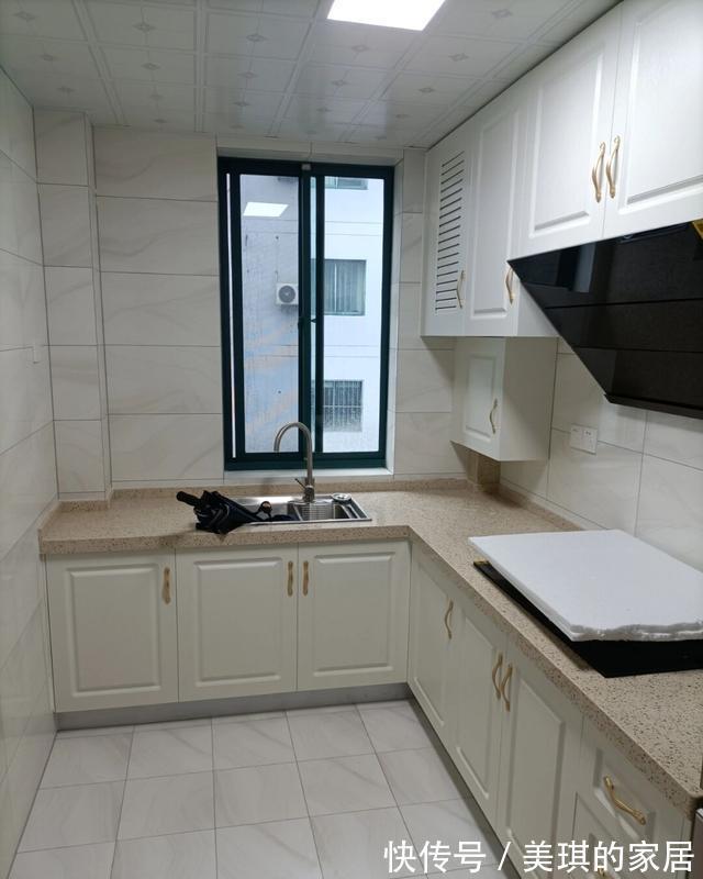 全屋|新房正式装修结束,全屋打扫干净晾着通风中,极简又舒适,很喜欢