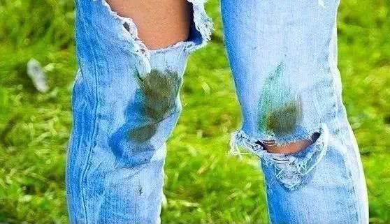  衣服|衣服发黄，别用漂白剂了，试试水里加点它，比新买的还干净