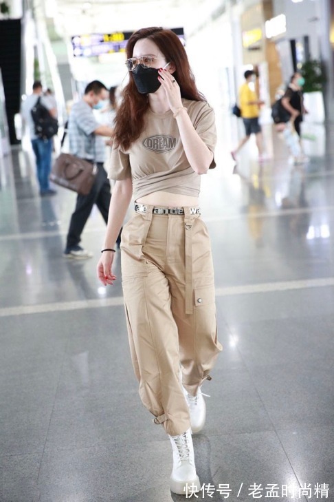 显高显瘦|穿腻了清新甜美风,不如试试时髦帅气的工装风