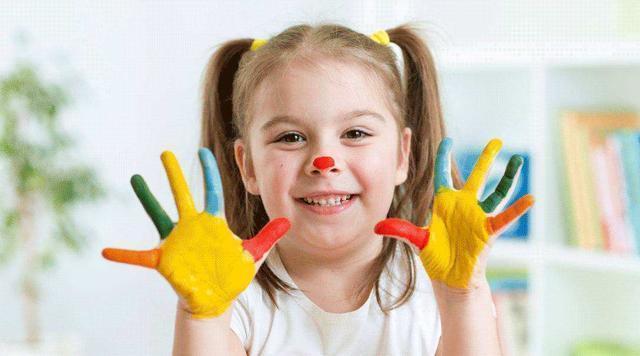 好奇心|中国宝宝偶遇非洲宝宝,俩娃对视一眼懵逼,为啥和我长得不一样