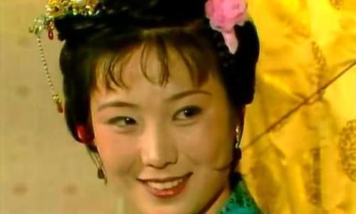 秘密|红楼梦：鸳鸯心中的秘密，早已被王熙凤看破，一句话让她又羞又急