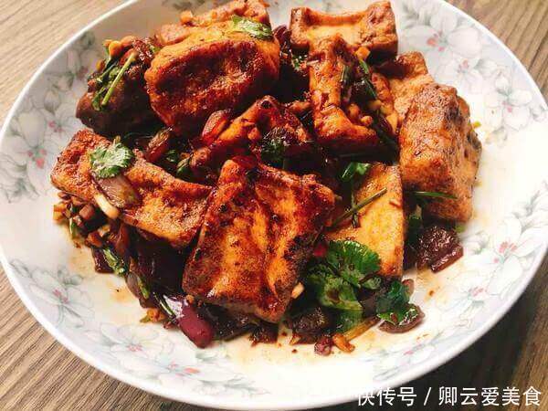 这菜只有中国有,很多人却不敢吃,留学生们回国,直呼想死你了