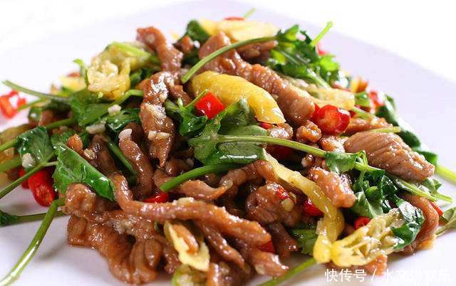 牛肉|香辣嫩滑的野山椒炒牛肉,绝对酸辣过瘾,简单的做法教给你!