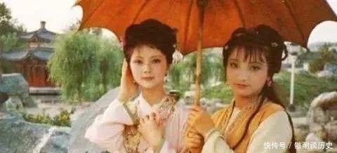 确认过眼神,贾府的这三对主仆彼此没有找到对的人