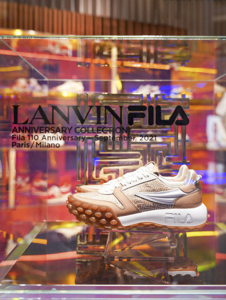 filFILA x LANVIN联乘系列鞋款全球首发