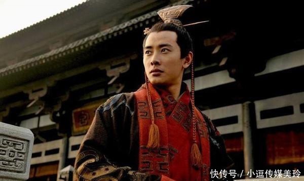 面目|刘备用一成语指责曹操，透露了一桩往事，虚伪面目暴露无遗