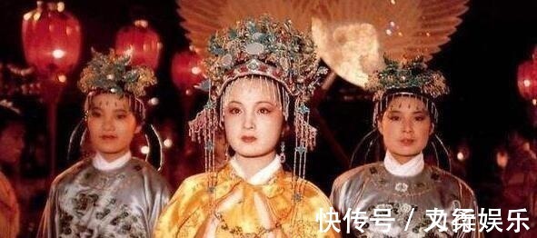 初春景&《红楼梦》里,元春省亲时为什么在夜里进行原来大有秘密!