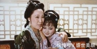 王熙凤&薛蟠折腾了三五年的时间配药,他为谁配药?林黛玉、香菱和薛宝钗