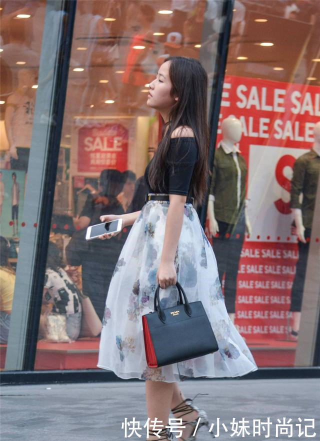 效果|街拍:一米六如何穿出一米七的效果, 高腰裙搭配细高跟, 显气质优雅